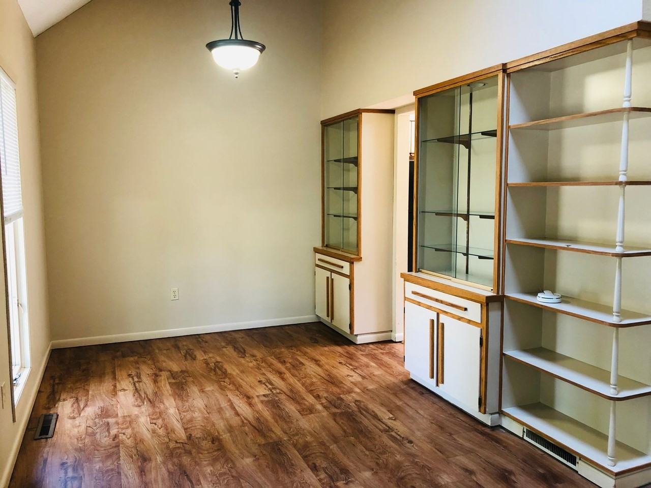 1541 6th St Sw - Photo 3 of 25