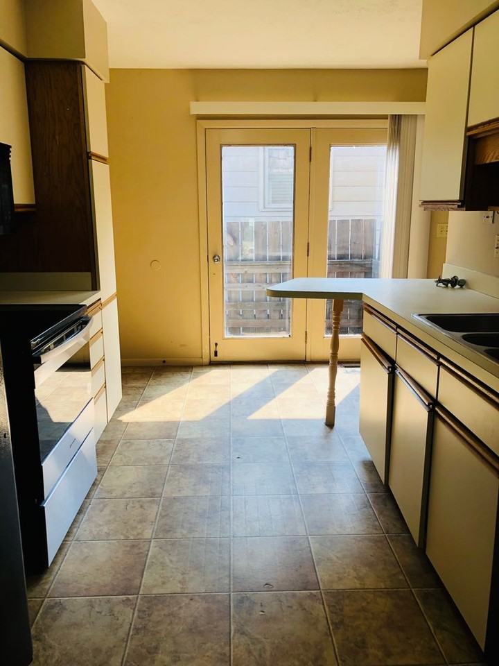 1541 6th St Sw - Photo 5 of 25