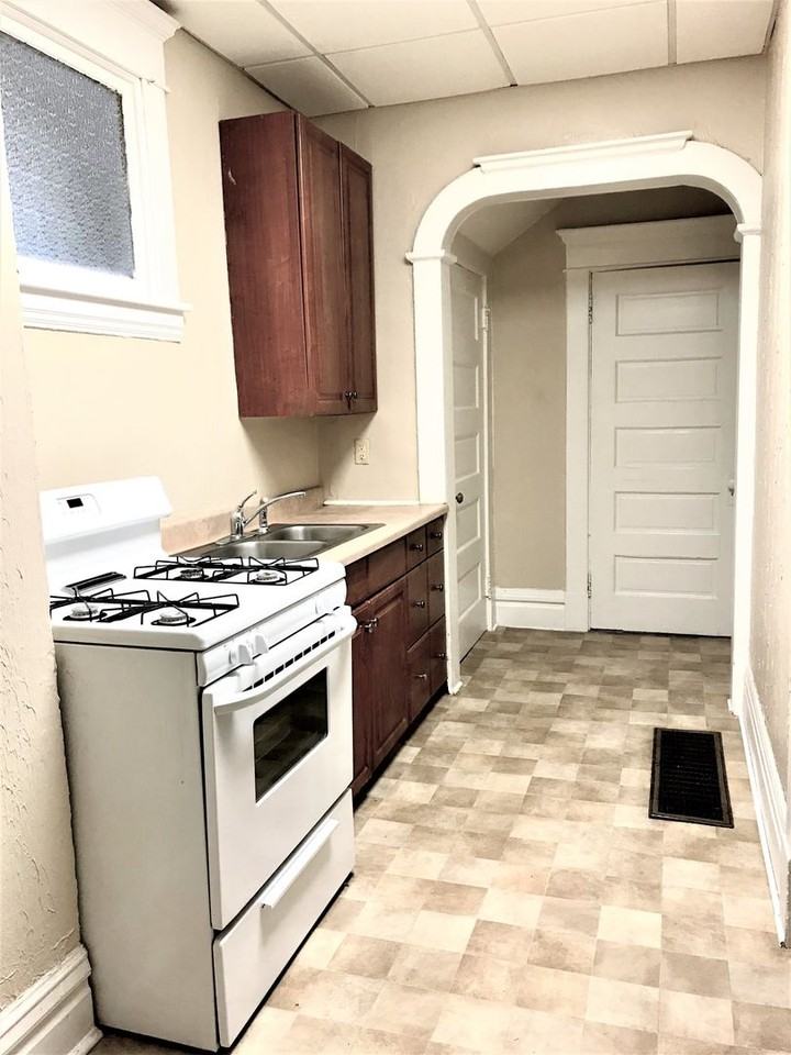 1212 Market Street - Photo 3 of 9