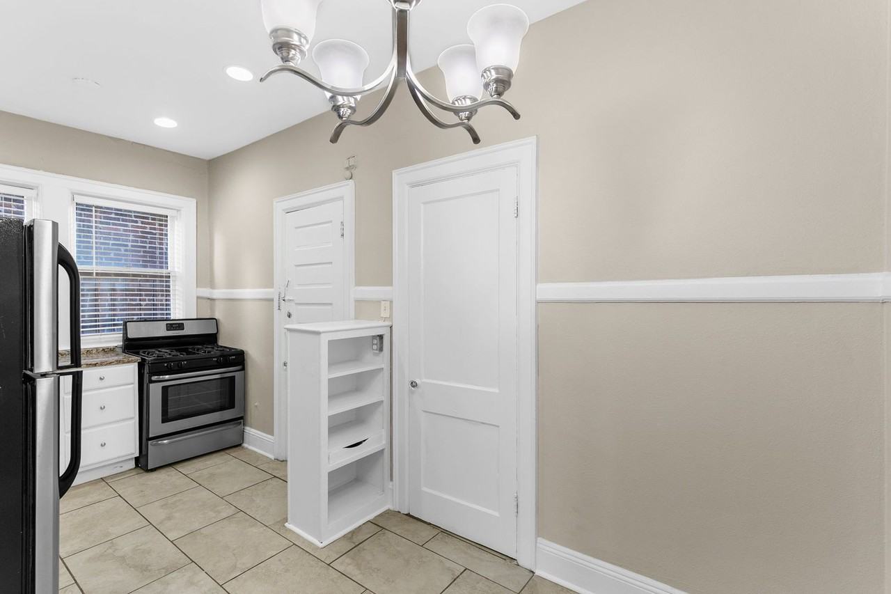 Underwood Court - Photo 6 of 19