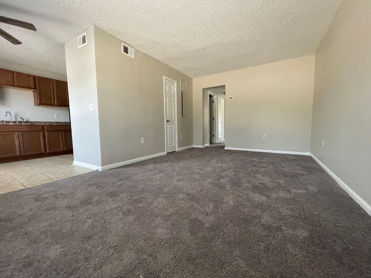 NorthMainSt5812 - Photo 2 of 11