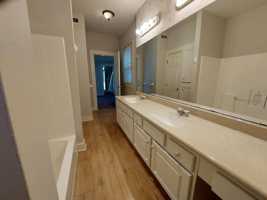 featured image of 202 E 95th St S