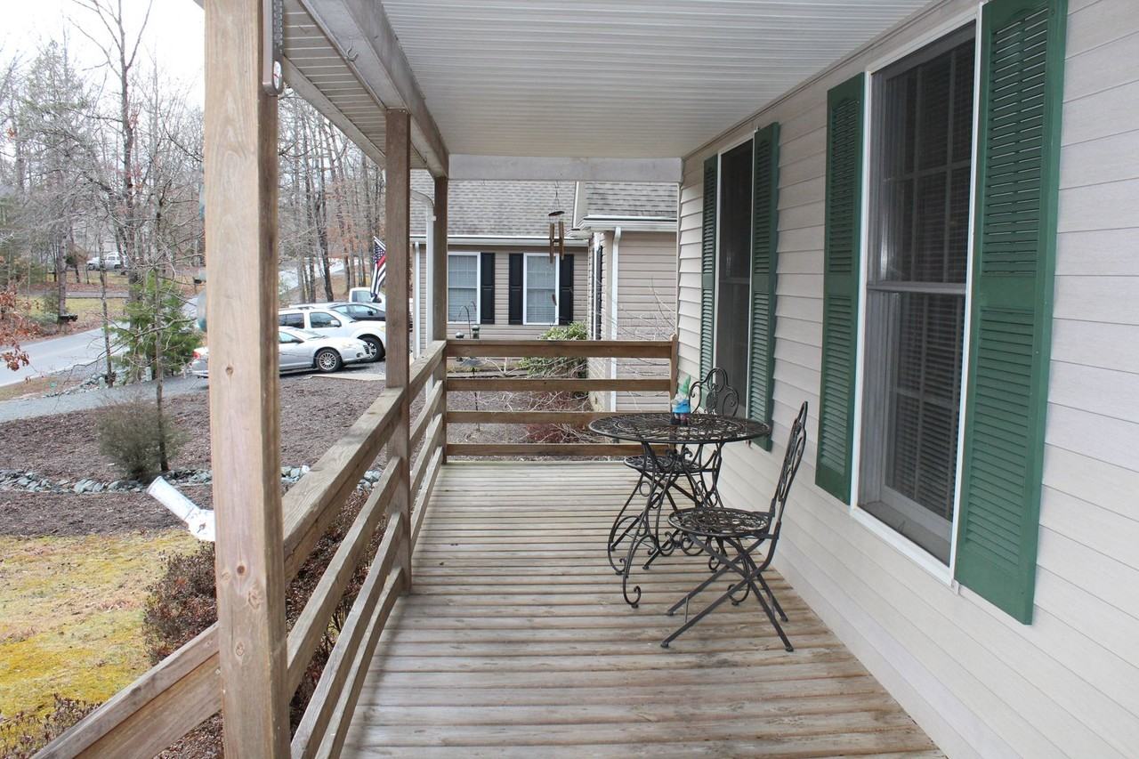 655 Jefferson Dr - Photo 2 of 22