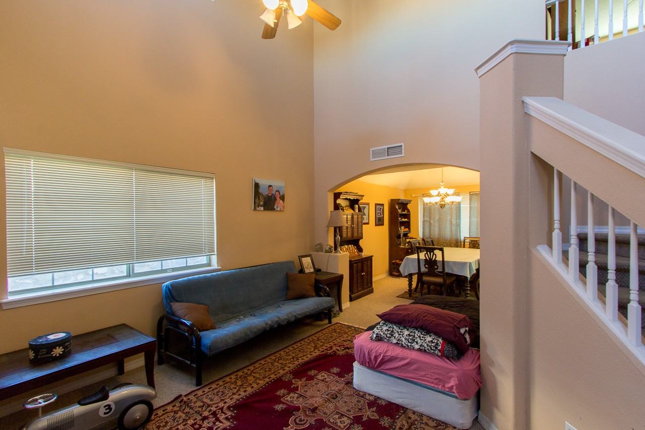3036 Tierra Polar Dr - Photo 2 of 13