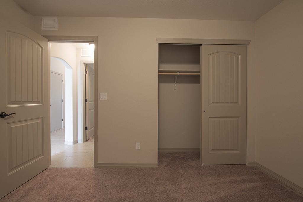 14821 Ted Banks Ave - Photo 5 of 25