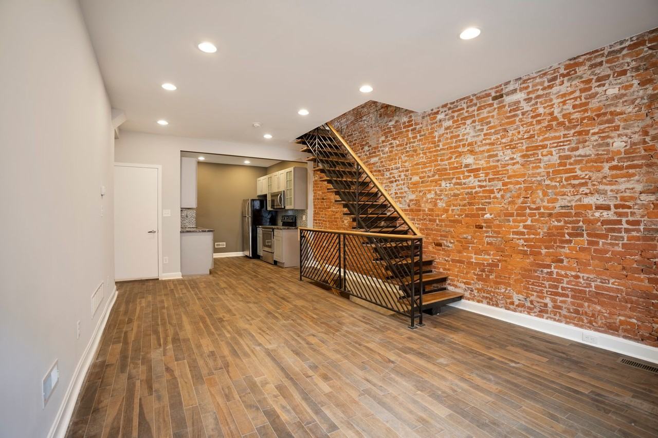 2515 Ingersoll St - Photo 6 of 29