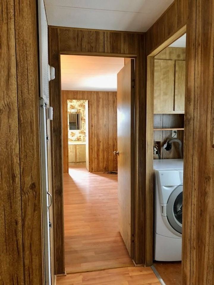 76 Niland Ave - Photo 5 of 14