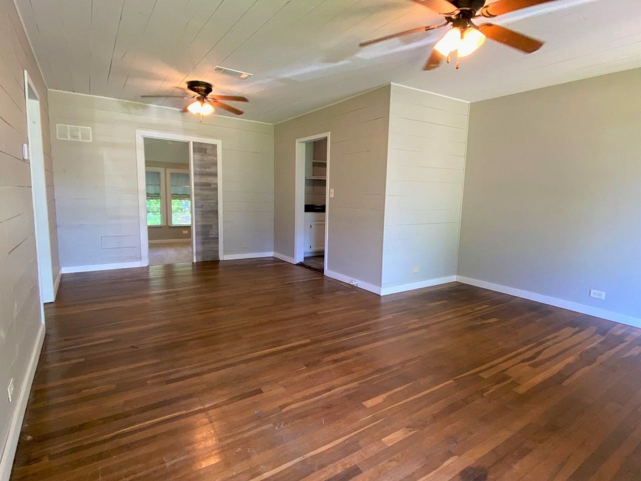 645 N 10th St - Photo 3 of 14