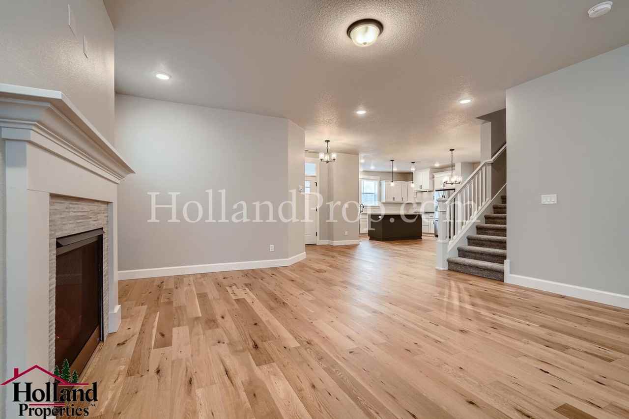 5981 Se Skylight St - Photo 6 of 29
