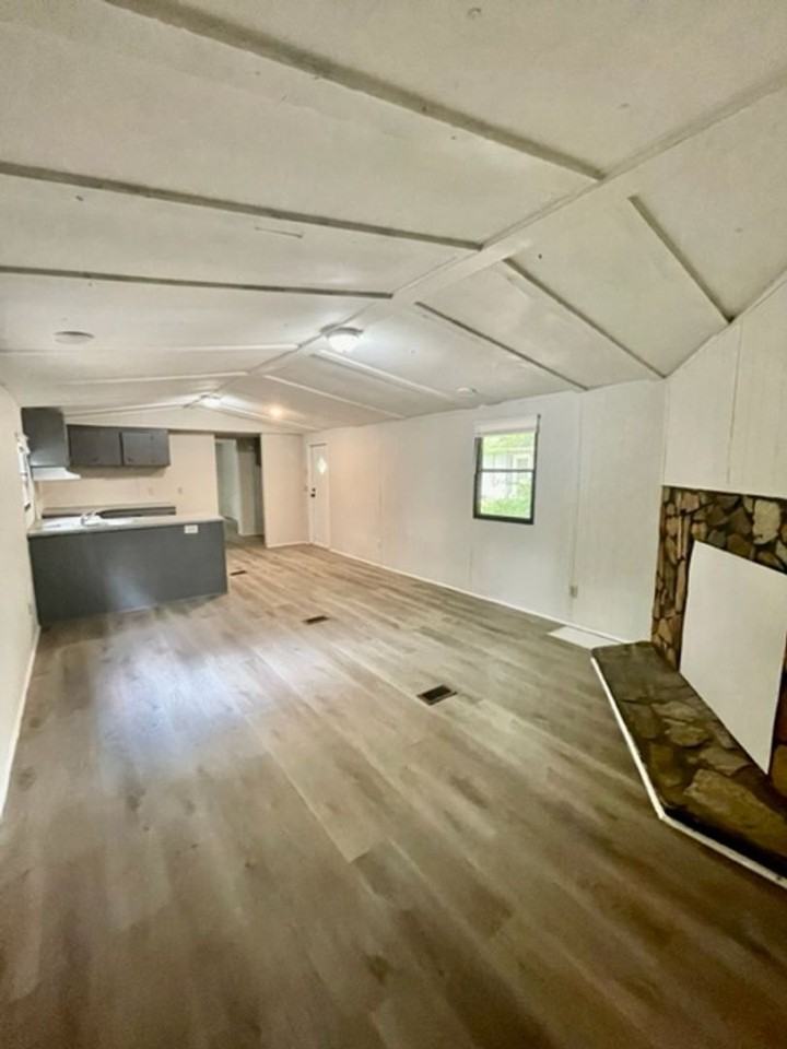 1736 Ratchford Dr - Photo 4 of 13