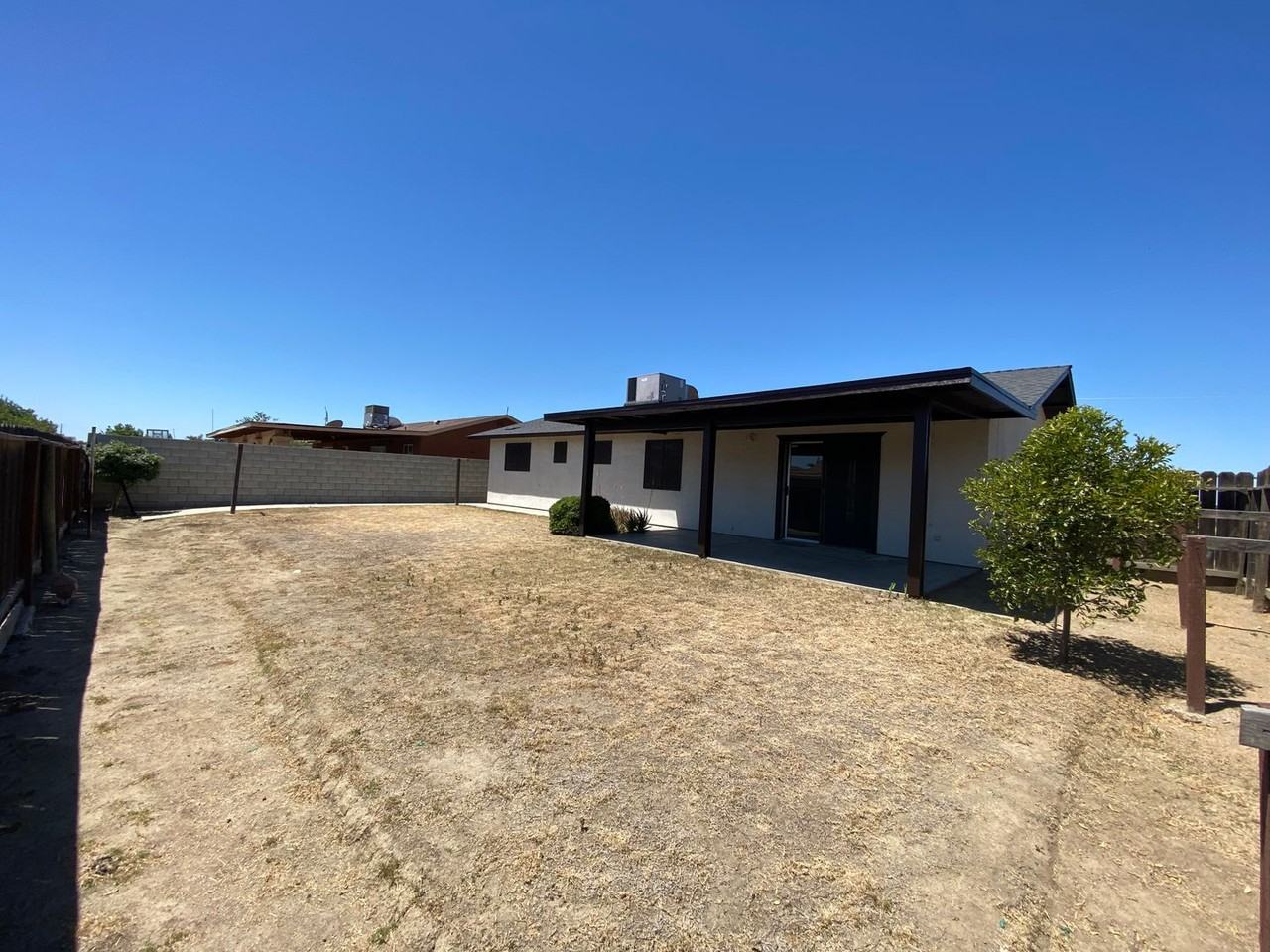 1844 Randolph St - Photo 3 of 15