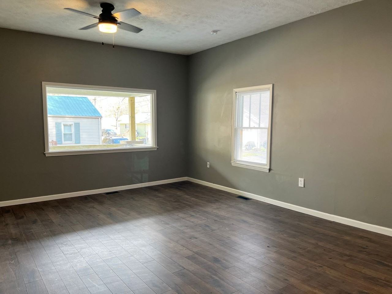 1003 W 5th St - Photo 4 of 13