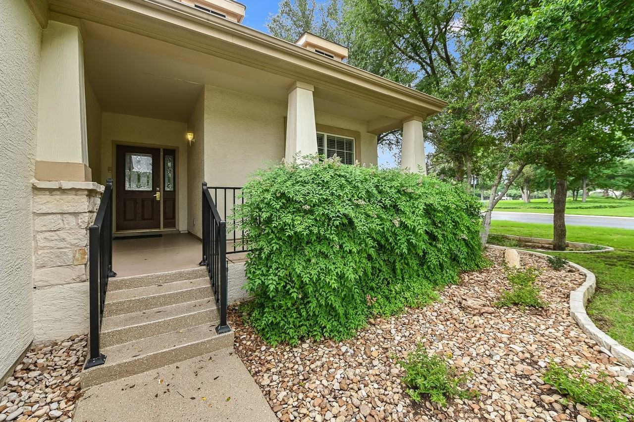 101 Nolan Dr - Photo 3 of 38