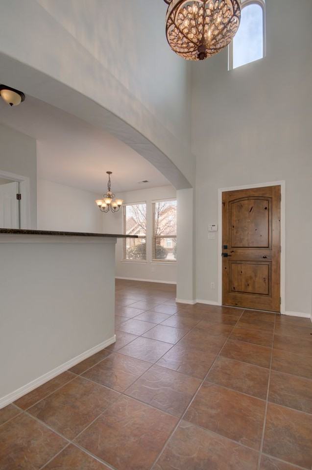 824 Vista Patron - Photo 2 of 33