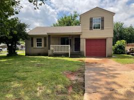 featured image of 3416 Se 19th St