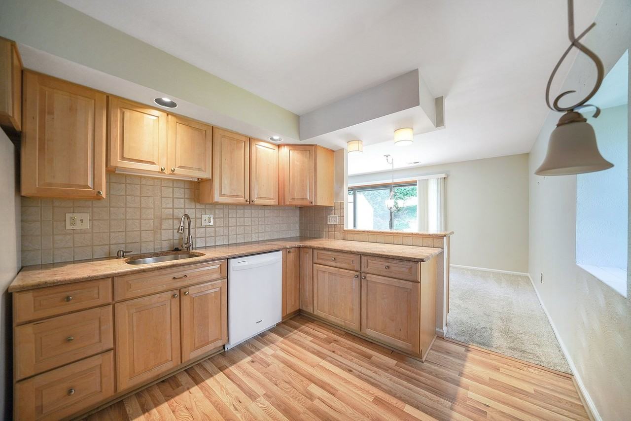 48 Elan Ln - Photo 6 of 26