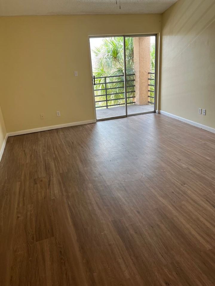 5213 Via Hacienda Cir - Photo 7 of 14