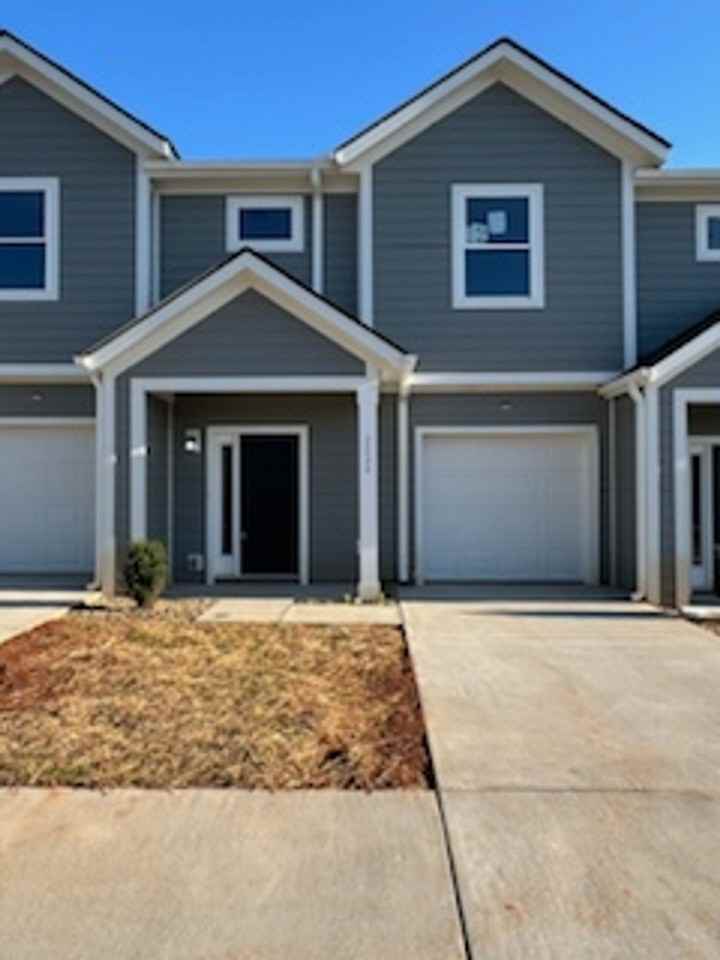 2226 West Blvd - Photo 3 of 44