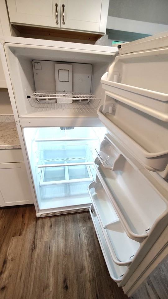 5654 Florida Ave - Photo 7 of 28