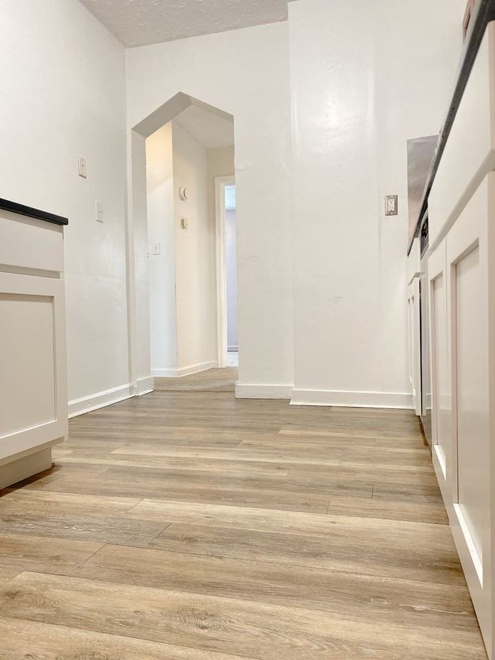 2434 Himebaugh Ave - Photo 7 of 22