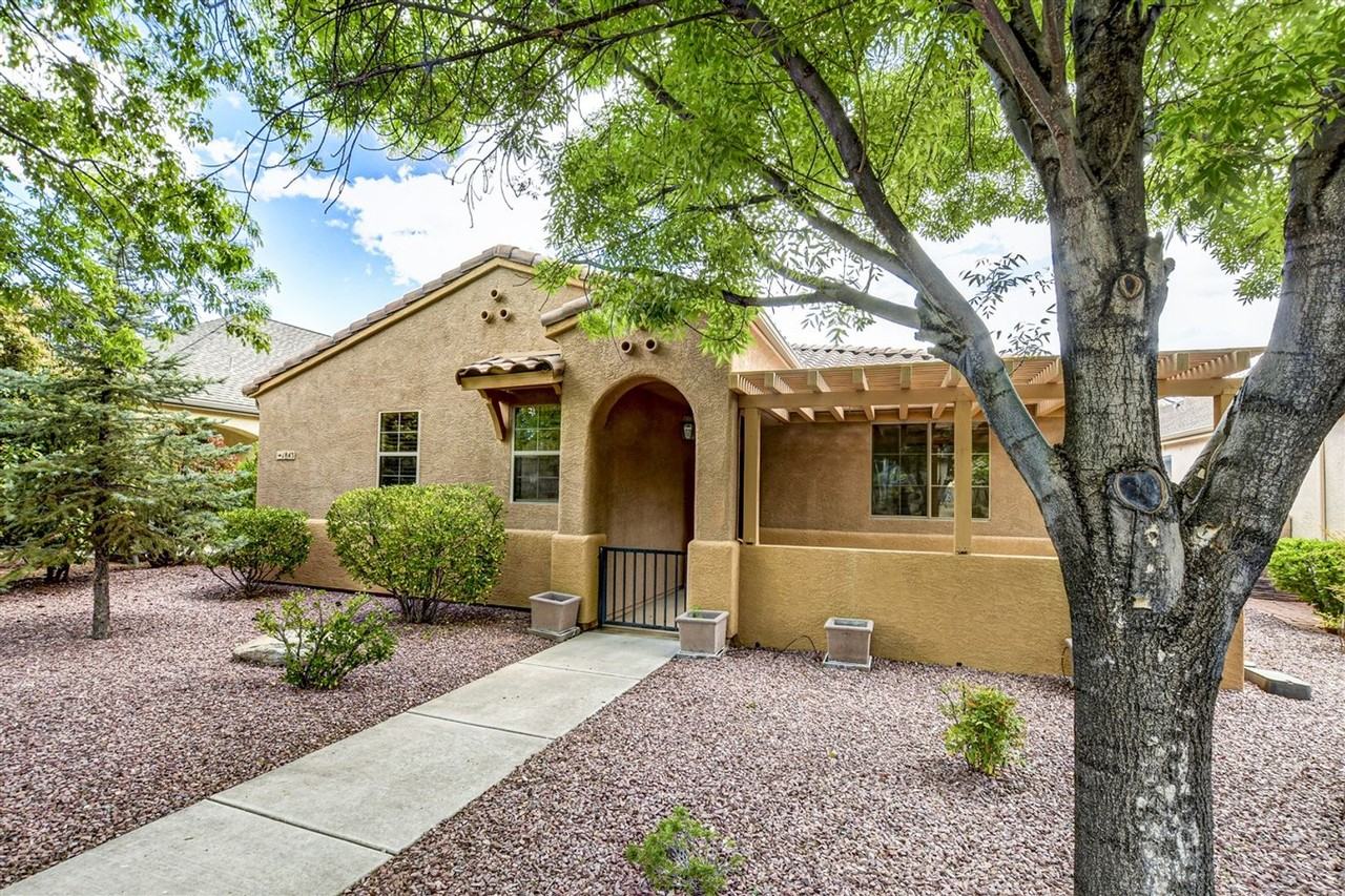 1843 N Bittersweet Way - Photo 3 of 35