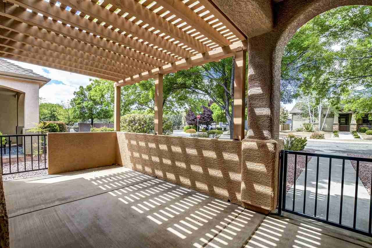 1843 N Bittersweet Way - Photo 4 of 35