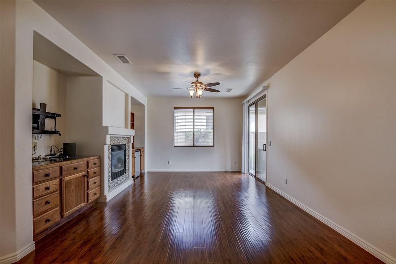 1843 N Bittersweet Way - Photo 6 of 35