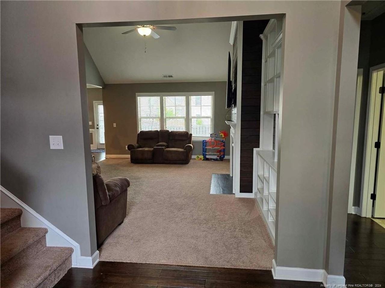 323 Nottingley Dr - Photo 3 of 50