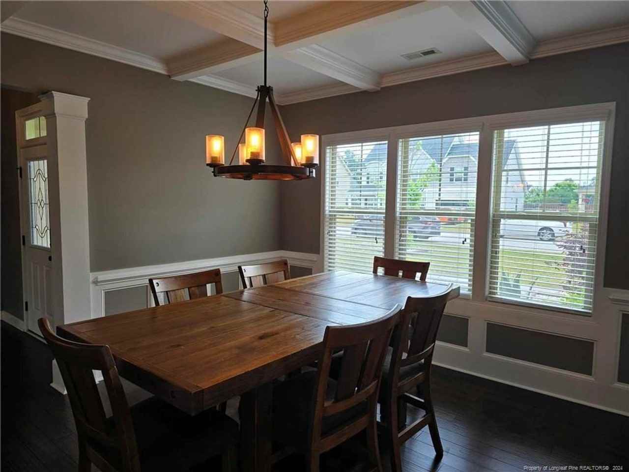 323 Nottingley Dr - Photo 6 of 50