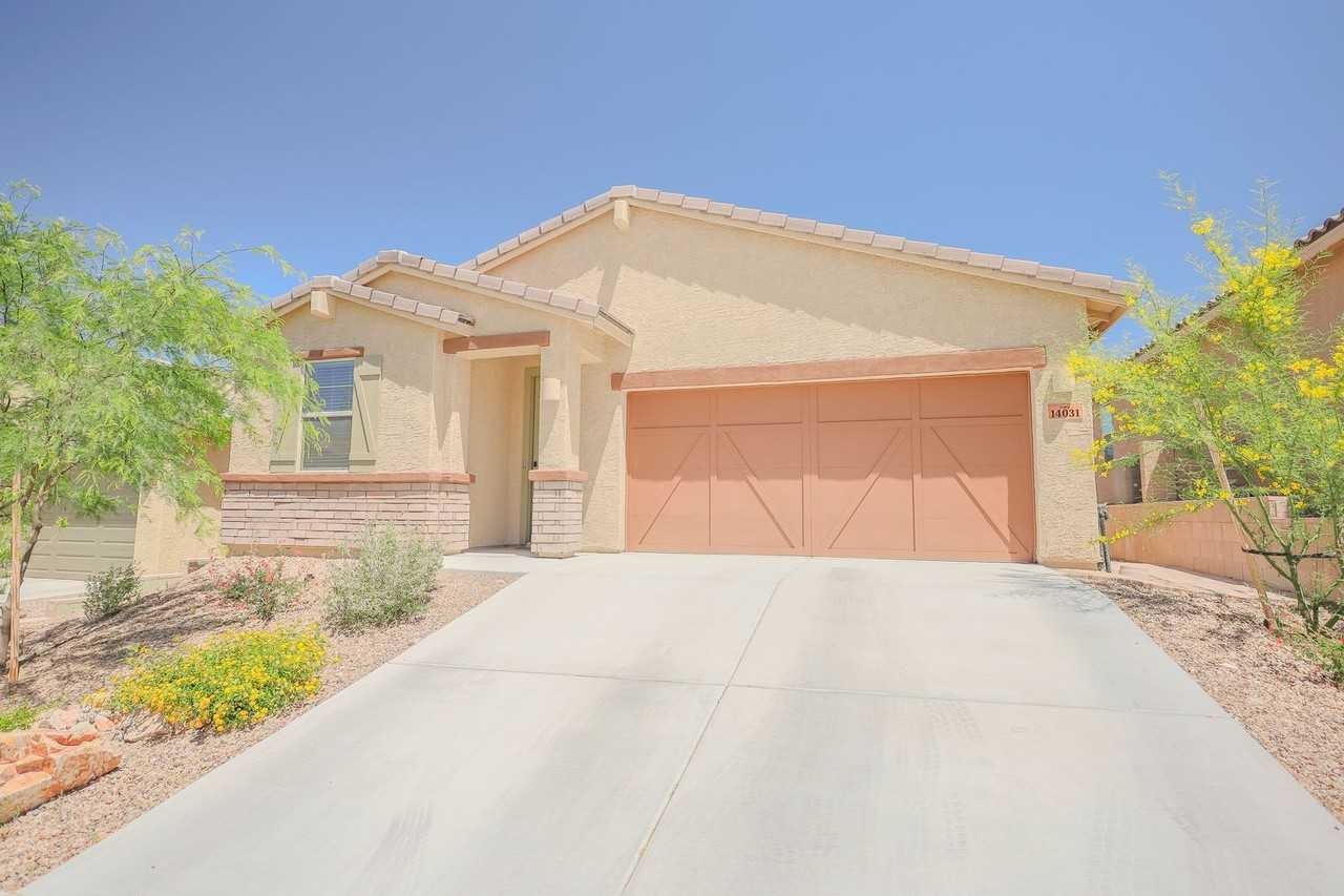 14031 E Golden Oaks Rd - Photo 2 of 35