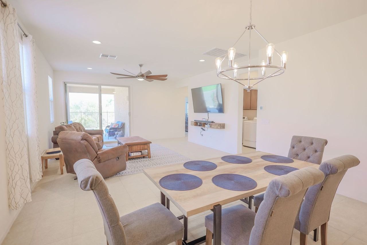 14031 E Golden Oaks Rd - Photo 6 of 35
