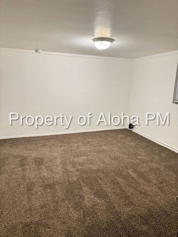 617 N San Felipe Dr #B - Photo 4 of 11