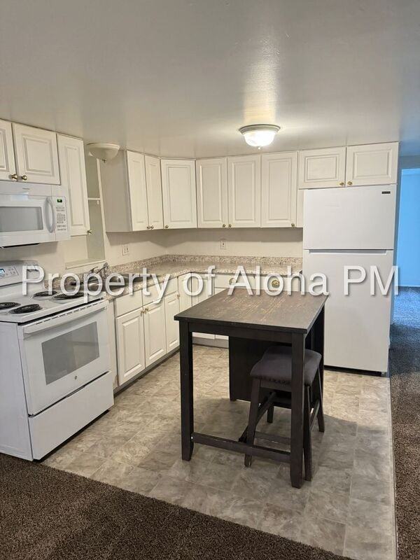 617 N San Felipe Dr #B - Photo 5 of 11