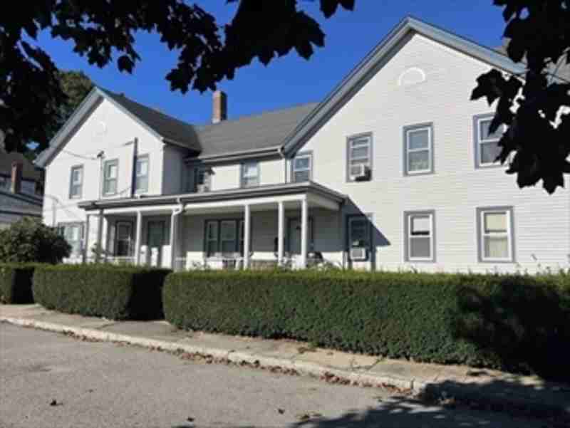 73 Brown St 2, Fall River, MA 02724 3 Bedroom Apartment for Rent