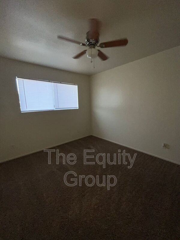 534 E Myrtle Ave - Photo 2 of 16