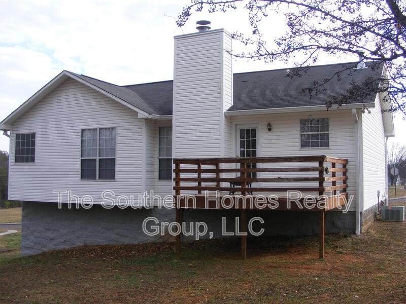 1709 Usry Blvd - Photo 2 of 10