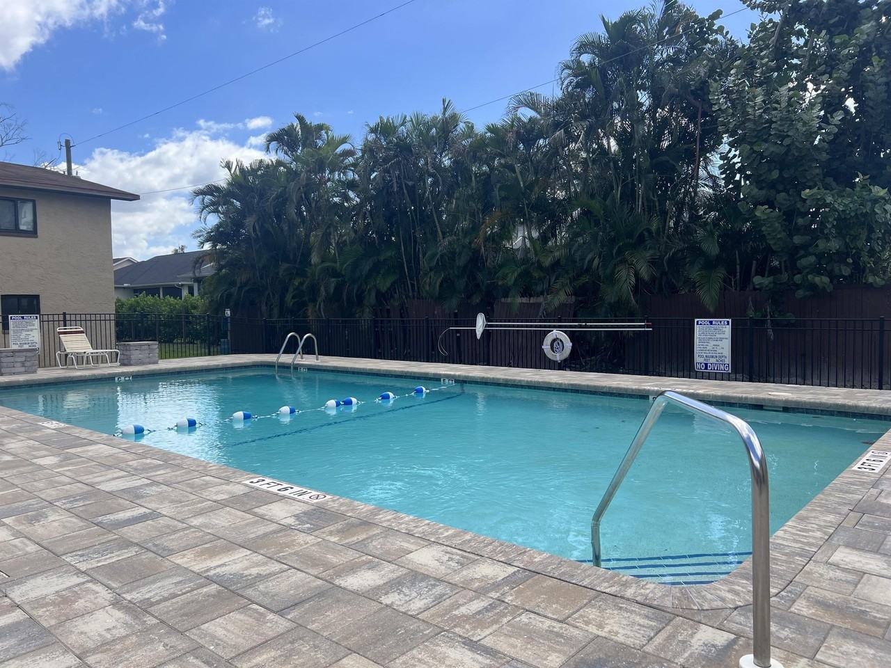 7961 Gladiolus Drive - Photo 2 of 23