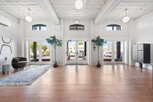 featured image of 201 S Murray Ave