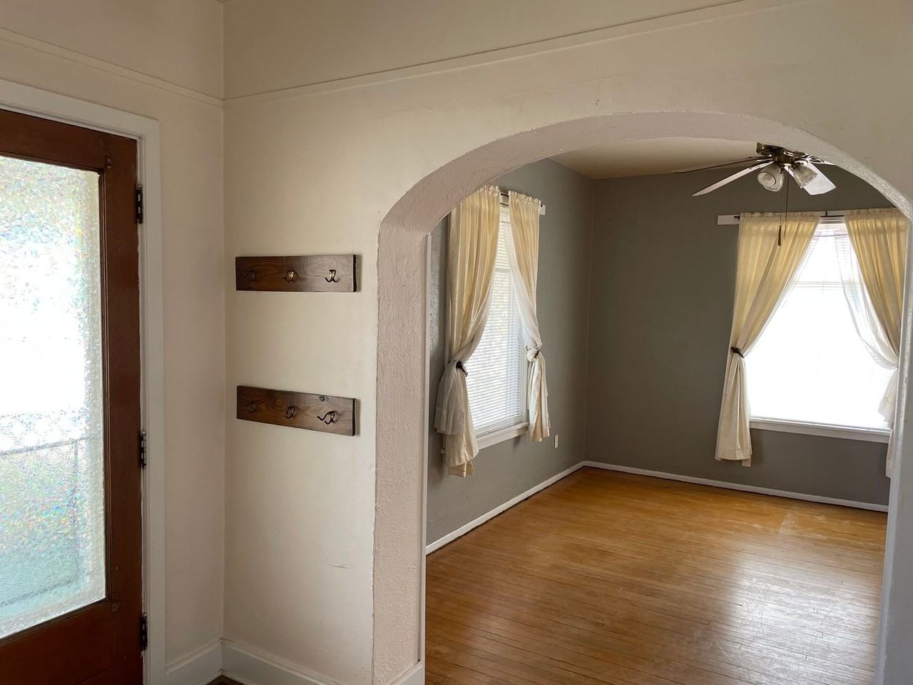 1434 11th Street - Photo 3 of 30