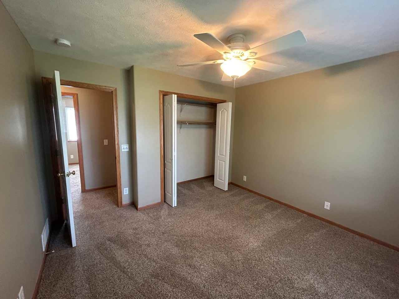6630 Shadow Pines Pl - Photo 7 of 17