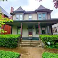 featured image of 439 Grafton Ave