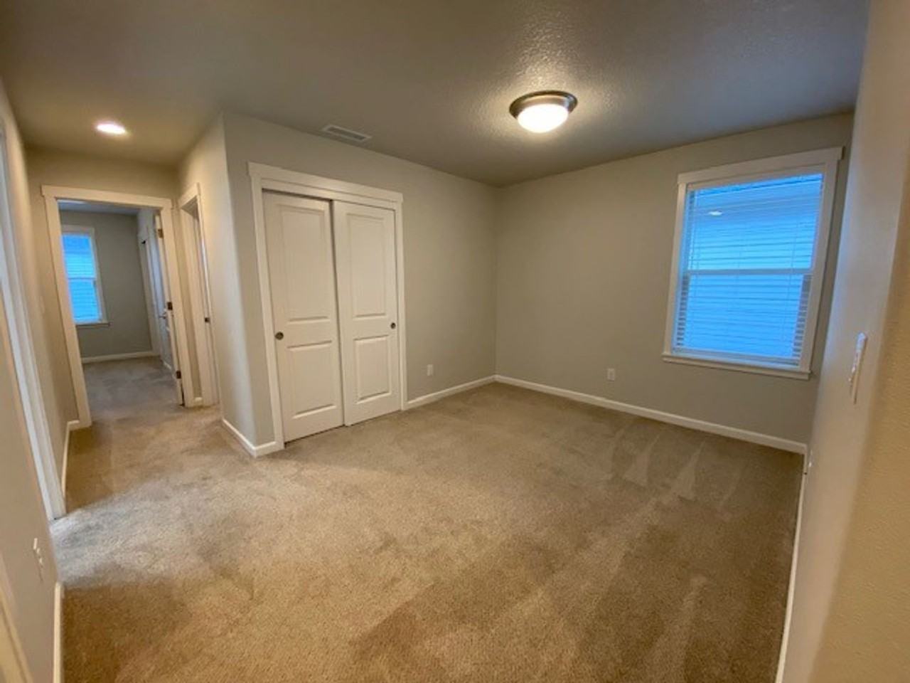 5800 Ne 56th Pl - Photo 5 of 19