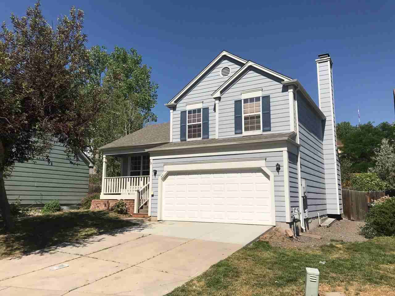 471 Entrada Dr - Photo 2 of 16