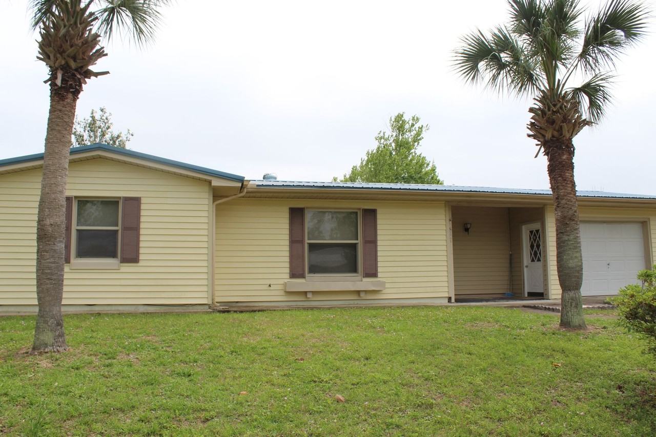 2081 Morven St - Photo 2 of 8