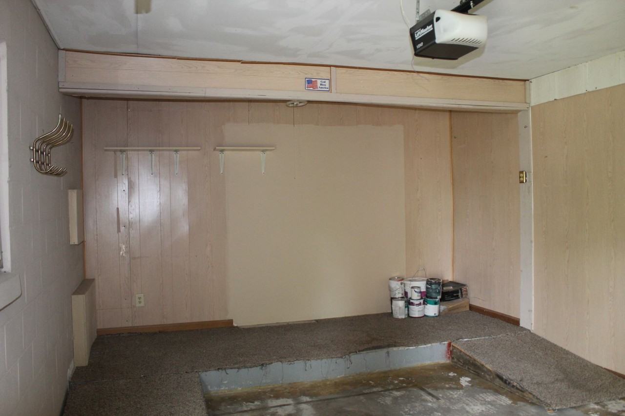 2081 Morven St - Photo 3 of 8