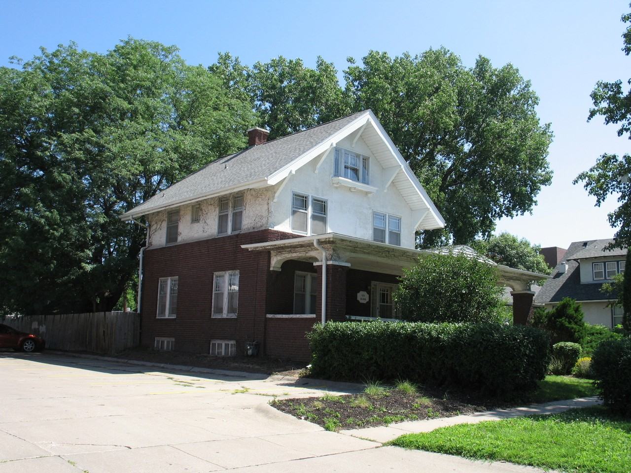 4828 Baldwin Ave - Photo 3 of 21