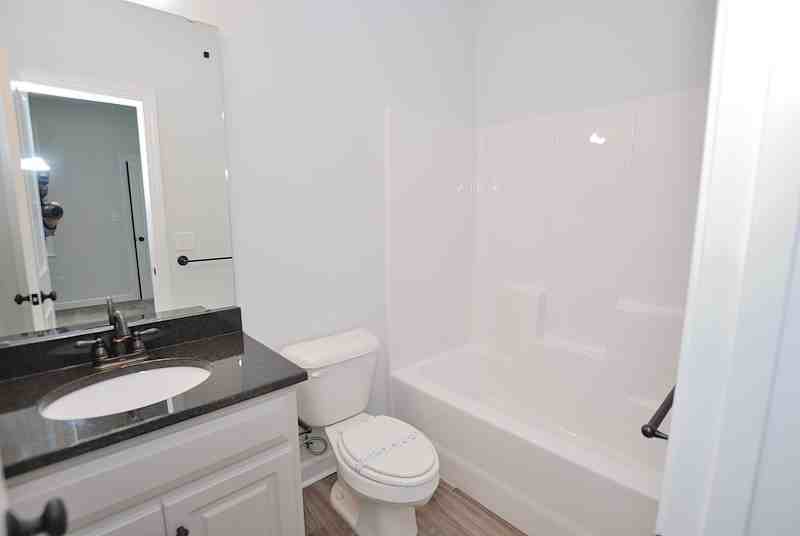 524-B Amerson Ct - Photo 5 of 10