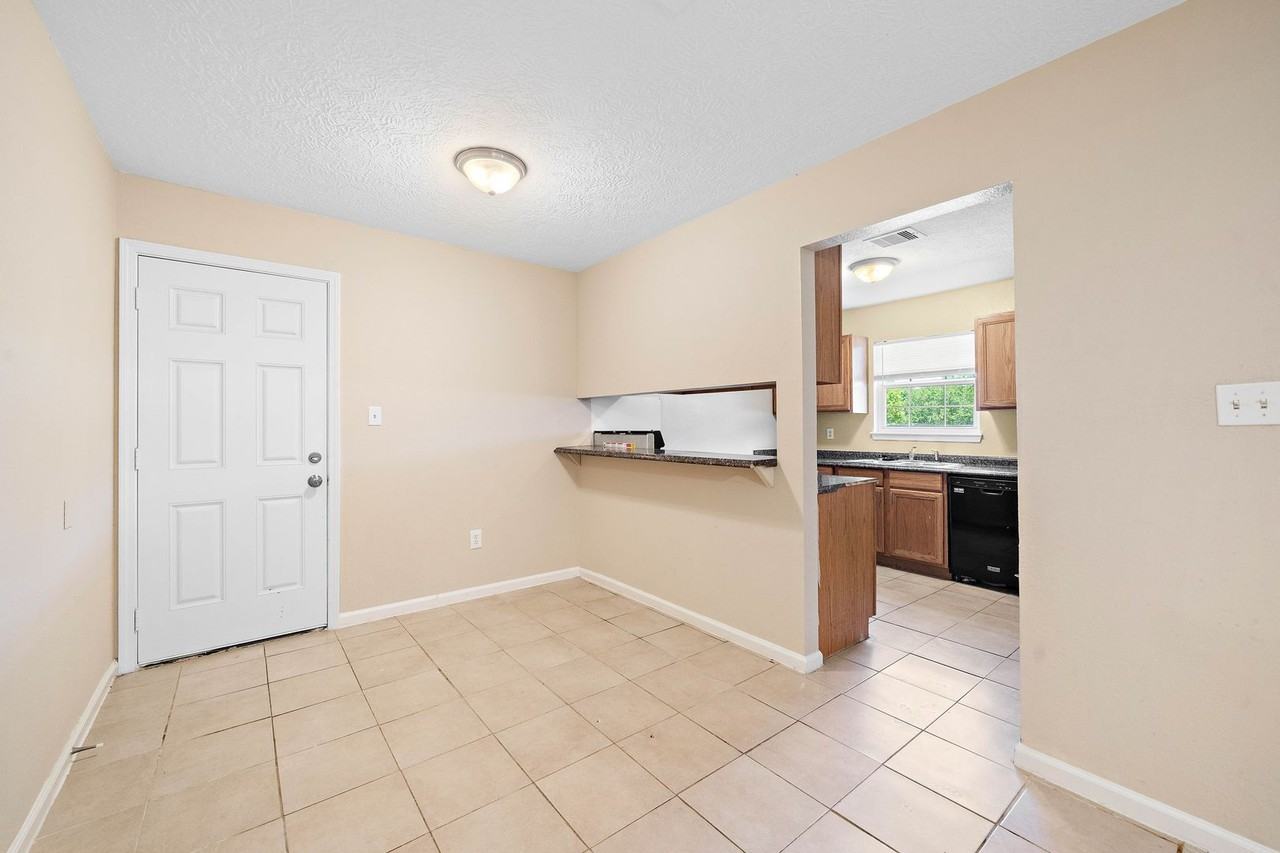3222 Scotch Moss Ln - Photo 3 of 11