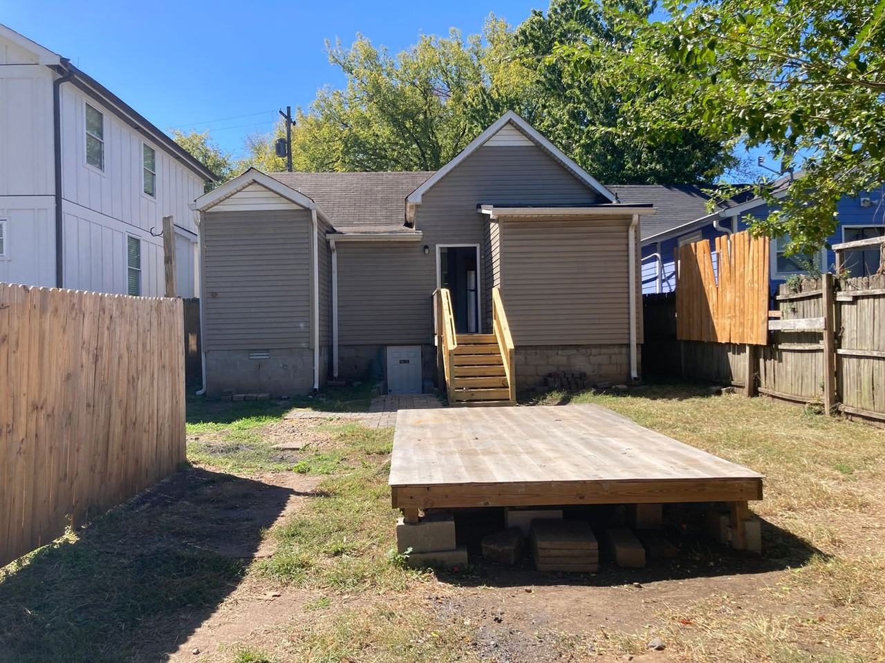 1814 15th Ave N - Photo 2 of 14