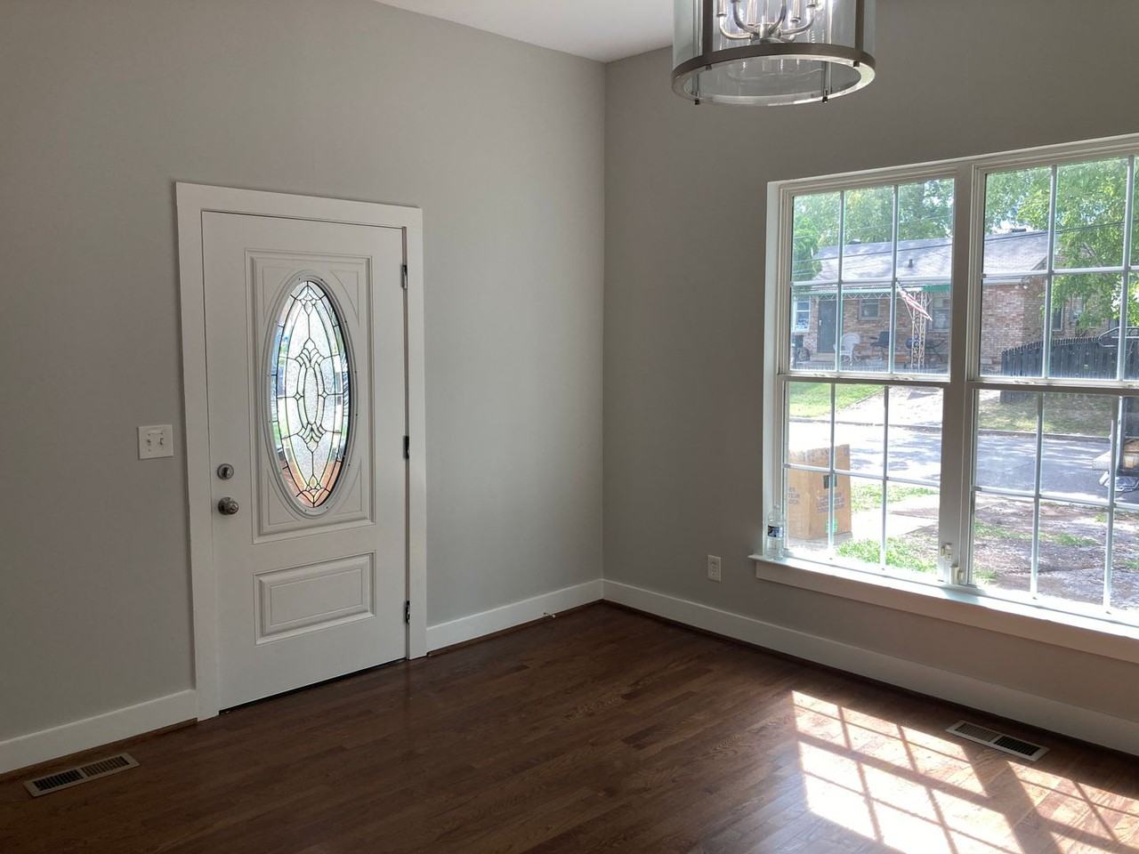 1814 15th Ave N - Photo 3 of 14